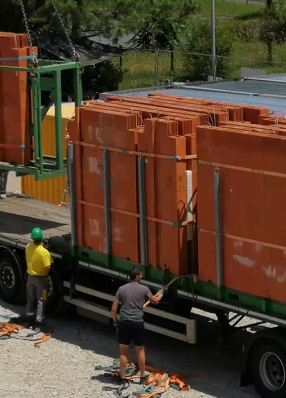 Livraison chantier Prefabric hors site Daudigeos