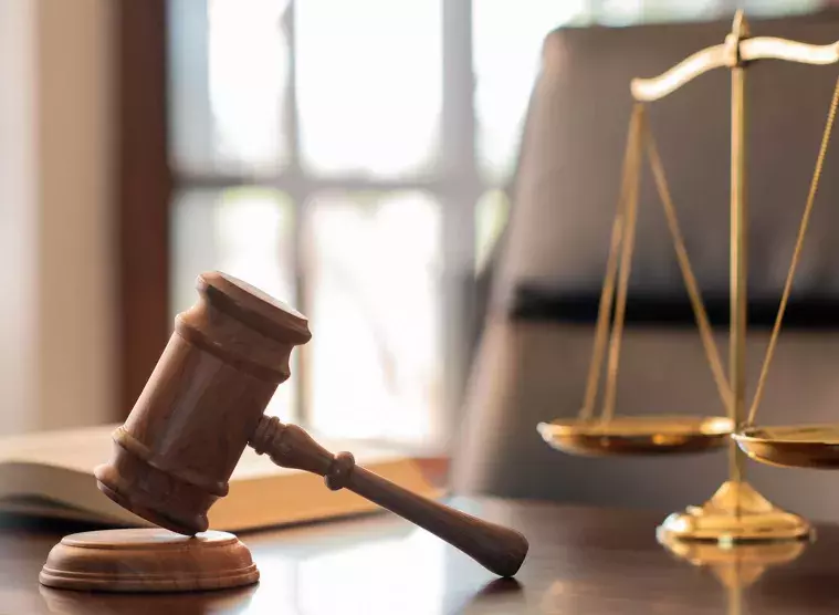 Règlementation droit - adobestock_408710918